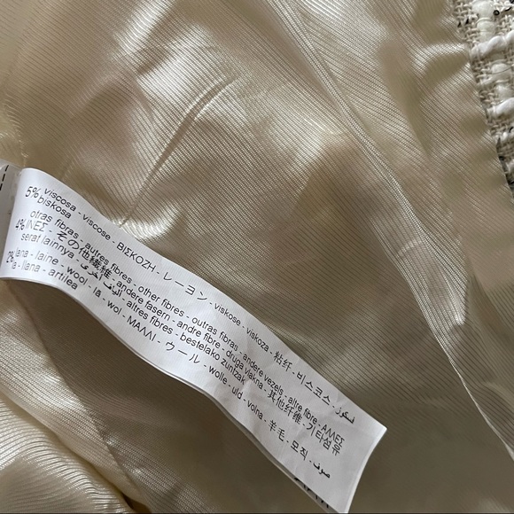 Zara S White and Black Tweed Long Structured Blazer with Large Buttons - Picture 9 of 9